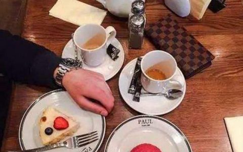 怎么向银行贷款5万,向银行贷款10万一年利息是多少