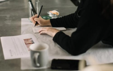 负债高,综合评分不足去哪里贷款，这几个轻松借到！