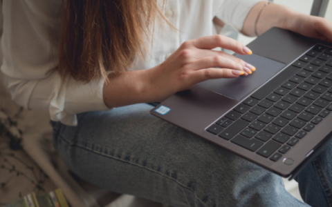 2021年还能借钱的平台，这几款有支付宝就可以申请！