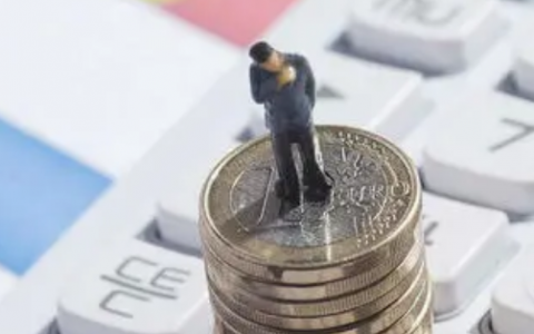 白条逾期会扣银行卡的钱吗?