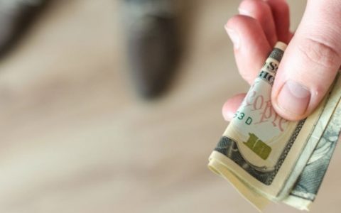 京东金条利息是多少，京东金条利息怎么算的