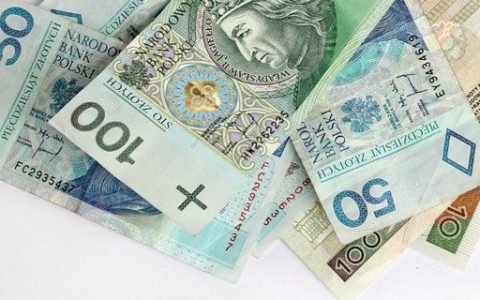 银行小额贷款需要担保人吗，小贷不还会有什么后果