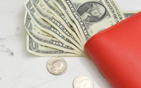 大学生怎么申请助学贷款， 助学贷款的申请金额为多少