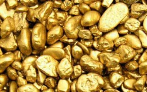 买千足金还是万足金好（万足金和千足金的区别）