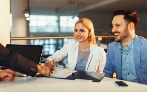 信贷公司面签贷款靠谱吗，面签以后贷款就下来了吗