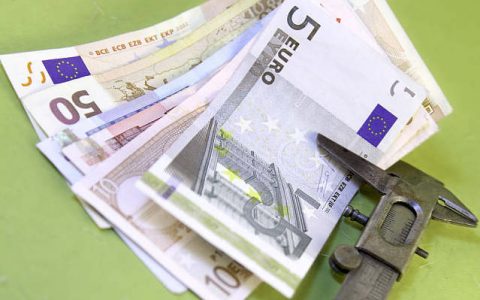 如何将钱存入银行卡，银行卡存钱步骤