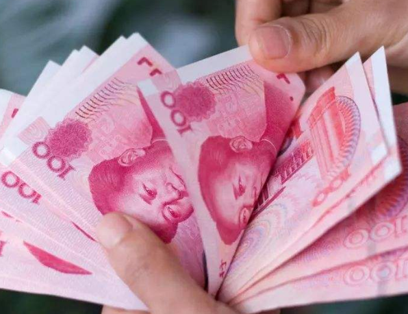 2022年养老金上涨，事退和企退职工最低涨到这个比例！-1