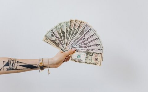 网贷逾期可以投诉催收的吗，这四种催收手段直接举报！