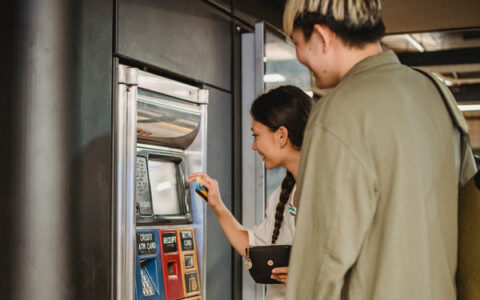 网贷催收打电话为什么不说平台名字，不接电话会有这些后果！