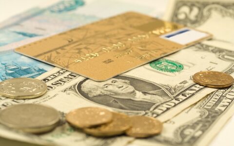 就一张身份证可以贷到钱吗，这些5分钟就下款