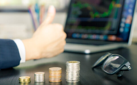 未来10年，投资什么能获得稳定的最大收益