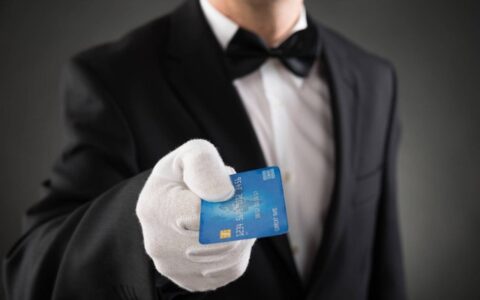 信用卡临时额度，可以在自动取款机取钱吗？