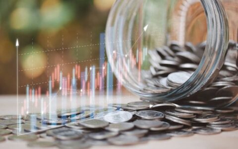 能一次拿出10万的家庭多吗？