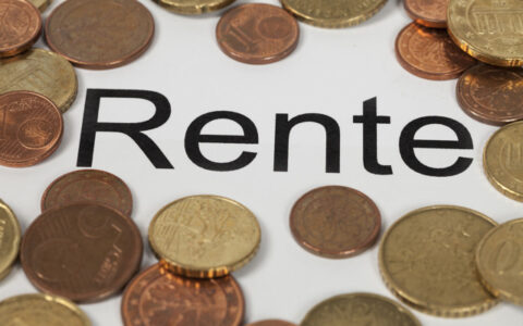 2022养老金确定上调4%，有哪些人额度涨幅高